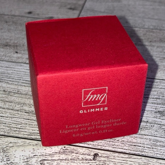 NEW Avon FM Glimmer Longwear Gel Eyeliner 0.21 Oz Rainstorm Blue Eye Make Up - Picture 2 of 4